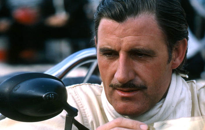 Olhos no retrovisor Graham Hill o Mr Mônaco morria há 44 anos