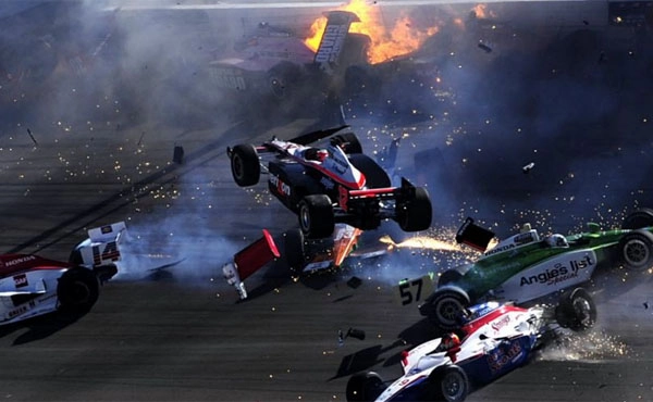 Olhos no retrovisor Dan Wheldon campeão da Indy e bicampeão da Indy