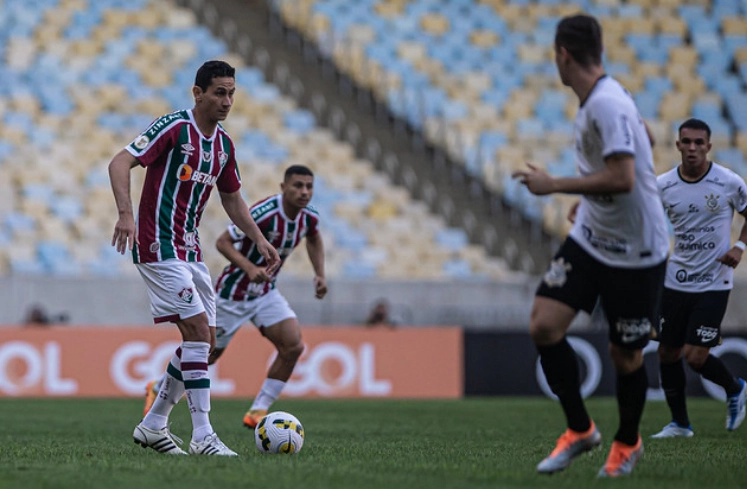 No Rio Fluminense E Corinthians Iniciam Disputa Por Vaga Na Final Da