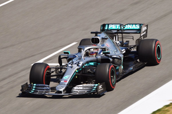 F Hamilton Vence Gp Da Espanha E Toma A Lideran A Do Campeonato De