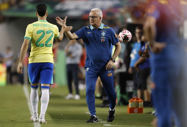 Brasil enfrenta os Estados Unidos em último amistoso antes da Copa