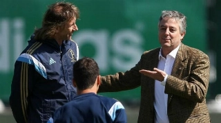 Paulo Nobre com Ricardo Gareca durante passagem do argentino pelo comando do Palmeiras em 2014. Foto: Cesar Greco/Ag. Palmeiras/Via UOL