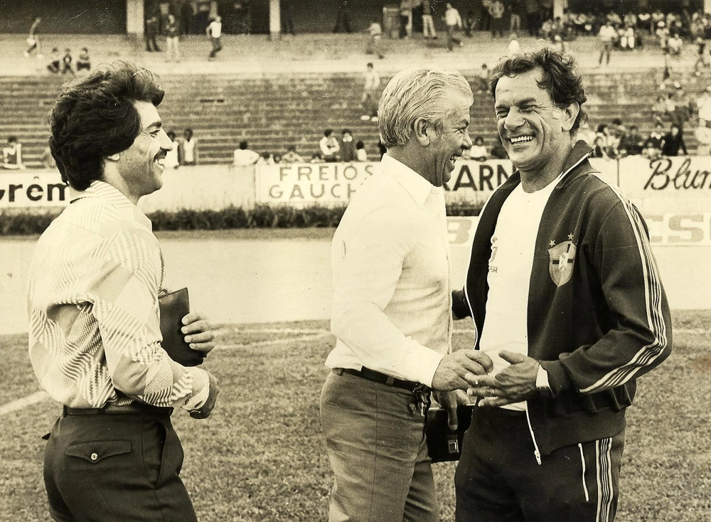 Morreu Júlio Espinosa, treinador com passagens por Grêmio e Santos -  Notícias - Terceiro Tempo