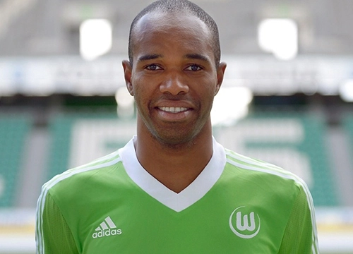 Naldo - Zagueiro do Schalke 04