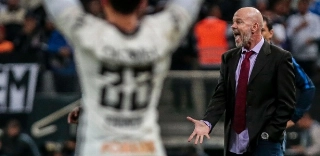 Inter confirma indício pós-derrota e demite Antonio Carlos Zago