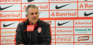 Inter pode pagar até R$ 1 milhão para Lisca se fugir da Série B