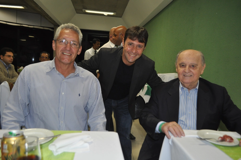 Polozzi, Esquerdinha e Rubens Minelli na festa em homenagem aos ex-jogadores do Palmeiras, em 20 de setembro de 2014, no restaurante do Parque Aquático do Palestra Itália. Foto: Marcos Júnior/Portal TT