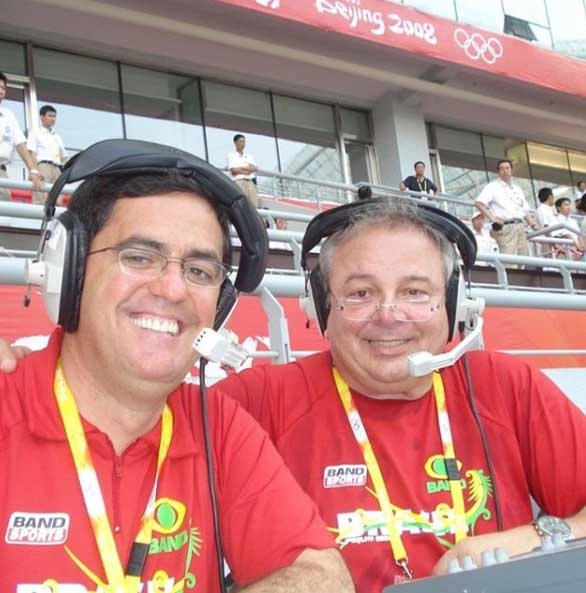 Fernando Fernandes e Luciano do Valle em 2008, durante a cobertura dos Jogos Ol&iacute;mpicos de Pequim, na China. Foto: arquivo pessoal de Fernando Fernandes