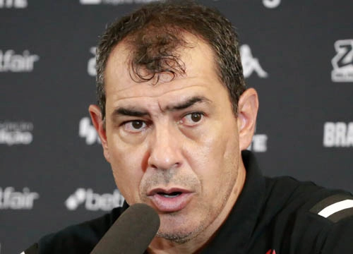 Fábio Carille - Ex-lateral e técnico