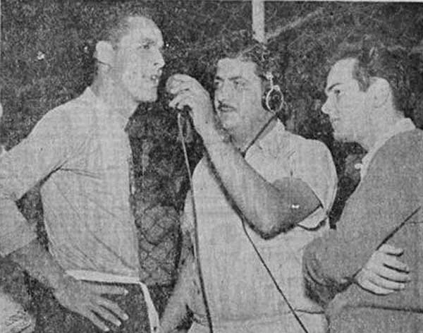 Gylmar sendo entrevistado por Otávio Munis em 1958. Foto: arquivo pessoal de Octávio Muniz Filho