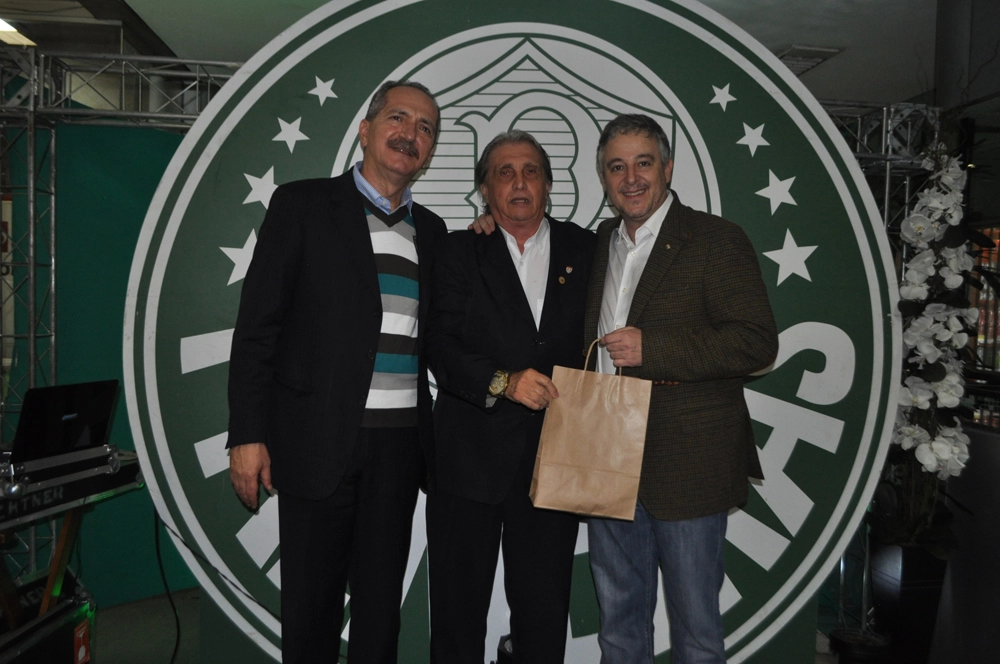 Aldo Rebelo, Écio Pasca e Paulo Nobre na festa em homenagem aos ex-jogadores do Palmeiras, em 20 de setembro de 2014, no restaurante do Parque Aquático do Palestra Itália. Foto: Marcos Júnior/Portal TT