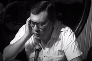 Ent&atilde;o aos 26 anos, o jornalista integrava a equipe da R&aacute;dio Joven Pan-AM. Foto: Reprodu&ccedil;&atilde;o