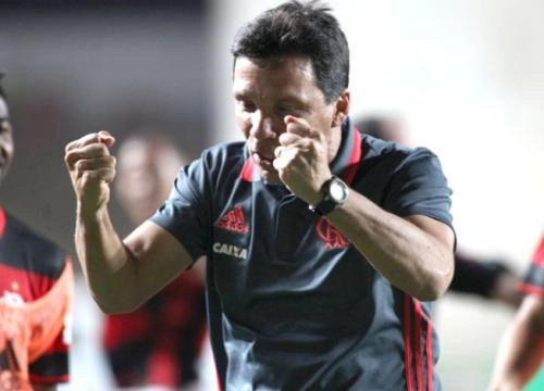 Zé Ricardo - Ex-zagueiro e treinador