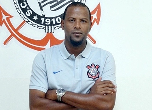 Fabinho  - Ex-volante do Corinthians
