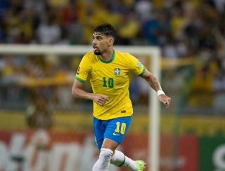 Lucas Paquetá é o pior jogador de meio-de-campo que já jogou na Seleção Brasileira