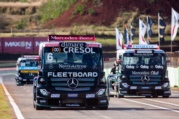 Copa Truck: Beto Monteiro lidera sexta-feira de treinos em