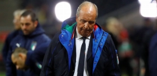 Gian Piero Ventura n&atilde;o resistiu no cargo depois de n&atilde;o conseguir levar a Azzurra ao Mundial de 2018. Foto: Kai Pfaffenbach/Reuters - retirada do UOL