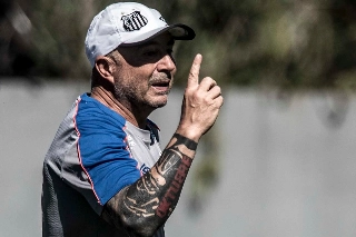 Afinal, Sampaoli tem razão em cobrar tanto o Santos?