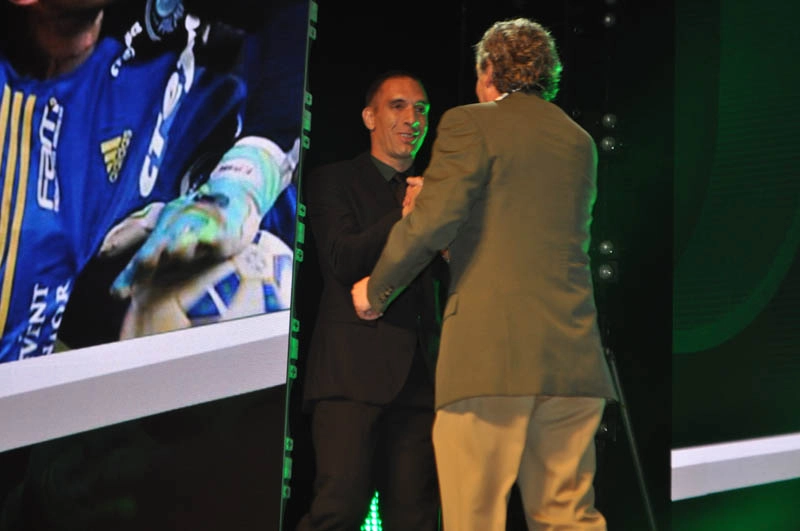 Fernando Prass e Paulo Nobre em 26 de agosto de 2016, no Espaço das Américas. Goleiro foi homenageado na festa de 102 anos do Palmeiras. Foto: Marcos Júnior Micheletti/Portal TT