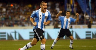 Otamendi esteve em Belo Horizonte na última sexta-feira, quando assinou contrato e foi regularizado de forma oficial pelo Atlético e inscrito na Libertadores