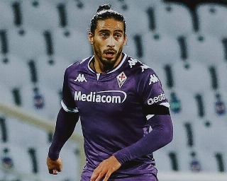 Zagueiro uruguaio de 33 anos está sem clube desde que deixou a Fiorentina e interessa ao Peixe. Foto: Instagram/Reprodução