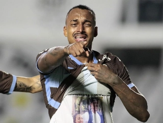 Reserva com Syvinho, Raul Gustavo entrou na mira do futebol do exterior. Foto: Rodrigo Coca/Ag Corinthians