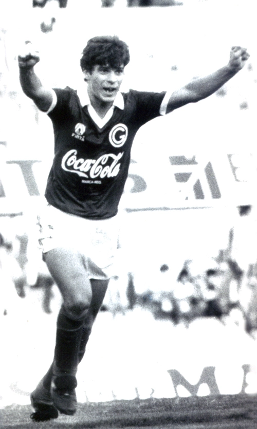 Com a camisa do Goiás, em 1989, o centroavante Túlio Maravilha foi artilheiro do Campeonato Brasileiro.

