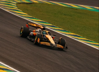 Australiano foi perfeito em sua derradeira tentativa. Foto: McLaren F1