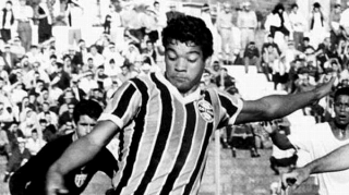 Centroavante brilhou no Tricolor Gaúcho. Foto: Reprodução