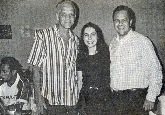 Da esquerda para a direita: Ademir da Guia, Silvia e Flávio Nasser, filho de Pachá. Foto enviada por Flávio Nasser