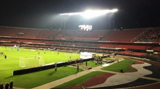 Sistema de iluminação do Morumbi recebeu críticas. Foto: UOL