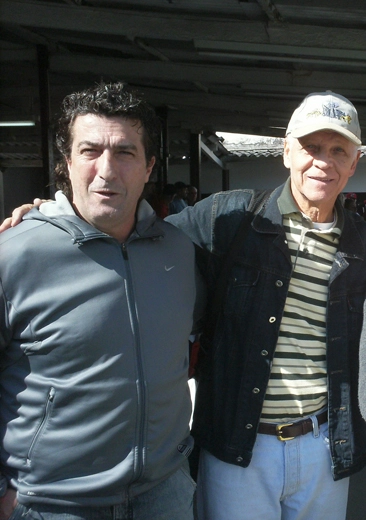 Carlos Alberto Spina e Ademir da Guia em encontro de ex-jogadores no Encontro de Masters Anhanguera-Barra Funda, em julho de 2011