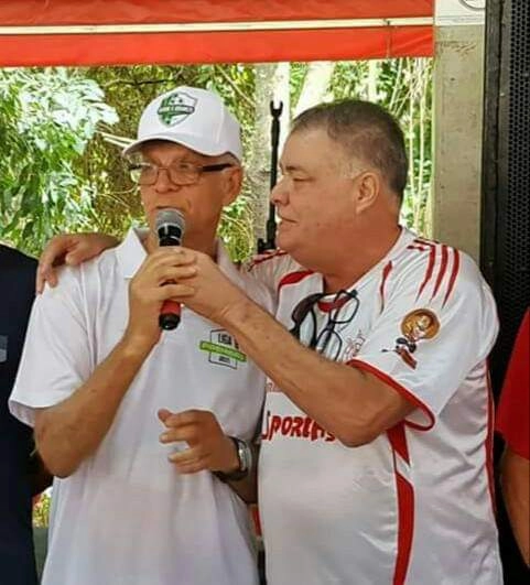 Ademir da Guia e Roberto Diogo em 2019, dia de homenagem para o Divino em Campinas. Foto: arquivo pessoal de Roberto Diogo