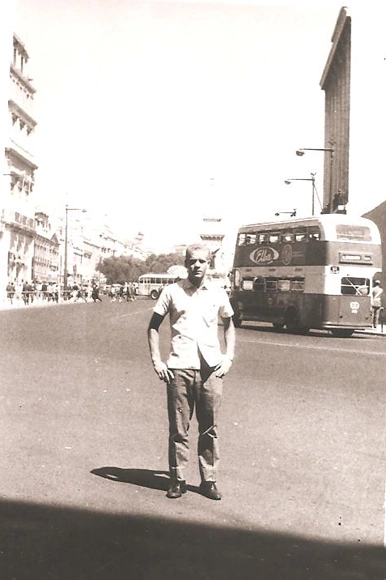 Ademir, em 1966, durante viagem da Seleção Brasileira pela Europa. Foto: arquivo pessoal de Valdir Joaquim de Moraes