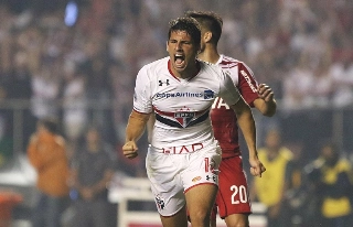 Centroavante argentino assinou contrato até o fim de 2022 com o Tricolor. Foto: Rubens Chiri/saopaulofc.net