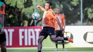 Elias, volante do Atlético-MG, discute renovação com o clube. Foto: Bruno Cantini/Divulgação/Atlético-MG/Via UOL