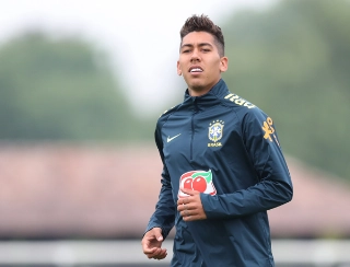 Sobre a derrota na decisão para o Real, Firmino disse que não pensa mais e que vai usar a Copa para esquecer a tristeza