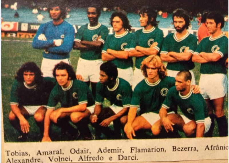 Guarani no Brasileiro de 1974. Em pé: Tobias, Amaral, Odair, Ademir Gonçalves, Flamarion e Bezerra. Agachados: Afrânio, Alexandre Bueno, Volnei, Alfredo e Darci. Foto da Revista Placar.