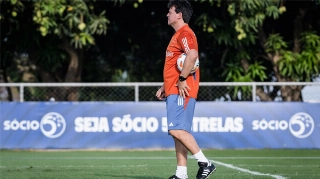 Fernando Diniz, treinador da Raposa que no ano passado conquistou a Libertadores com o Fluminense. Foto: Gustavo Aleixo/Cruzeiro