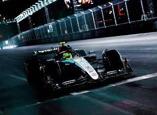 Por enquanto, tudo perfeito para o heptacampeão. Foto: Mercedes-AMG Petronas F1 Team