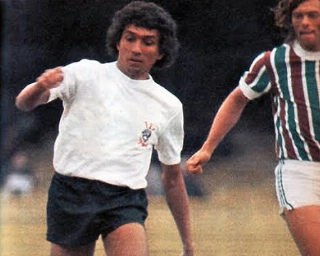 O ex-volante em ação pelo Alvinegro, contra o Flu de Doval. Foto: Reprodução