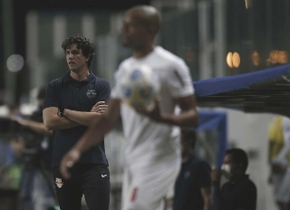 O Red Bull Bragantino é o clube com trabalho mais longevo de um treinador na primeira divisão. Foto: Ari Ferreira/Red Bull Bragantino
