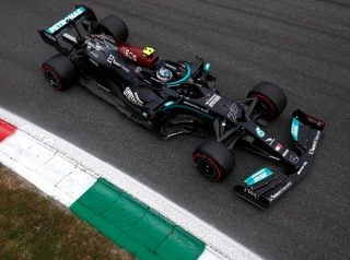 Finlandês fez uma volta perfeita no circuito italiano. Foto: Mercedes-AMG Petronas F1