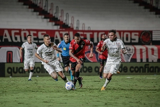 Timão tenta entrar no G4 e ainda sonha com a briga pelo título. Foto: Bruno Corsino