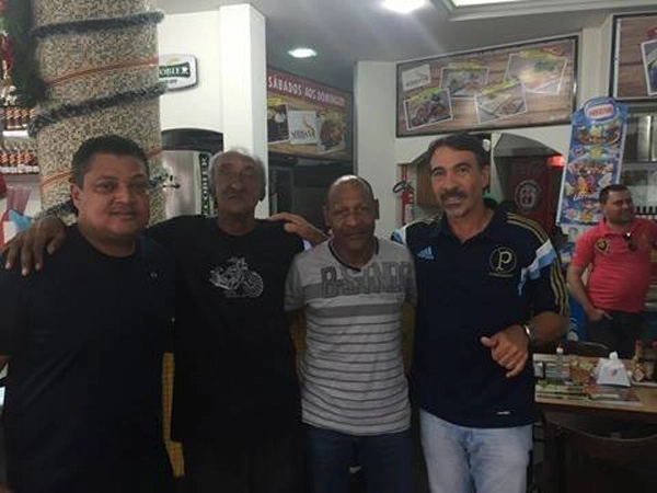Encontro de ex-jogadores no dia 6 de dezembro de 2015, em Serra Negra-SP. Tonhão, Zé Roberto, Edu Bala e Gilmar. Foto: Fernando Saragioto