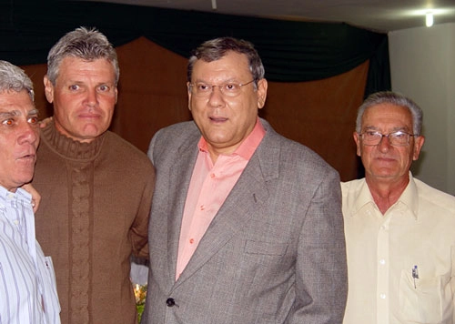 João Carlos, Reinaldo Xavier, Milton Neves e Dudu, em 29 de setembro de 2008, durante festa em homenagem aos veteranos palmeirenses.