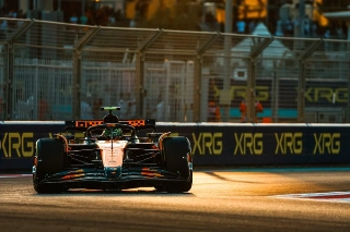 Piloto britânico largou na pole e não foi ameaçado na liderança. Foto: McLaren F1  