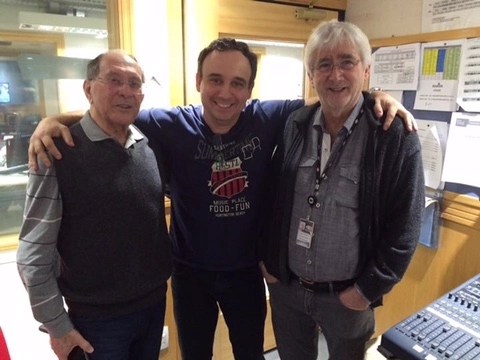 O grande narrador José Silvério, Paulo Mamone e José Carlos Zananella, em 2016. Foto: reprodução