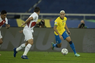 Comissão técnica brasileira está confiante na liberação de jogadores da Premier League. Foto: Lucas Figueiredo/CBF