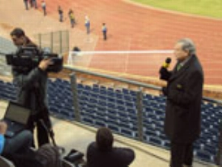O jornalista visitou o estádio na região mais pobre da África do Sul